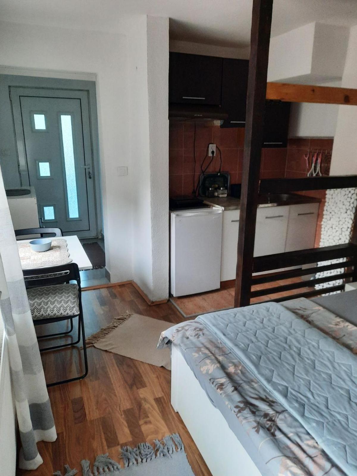 Apartmani Biljana Lazic Vrnjačka Banja Eksteriør bilde
